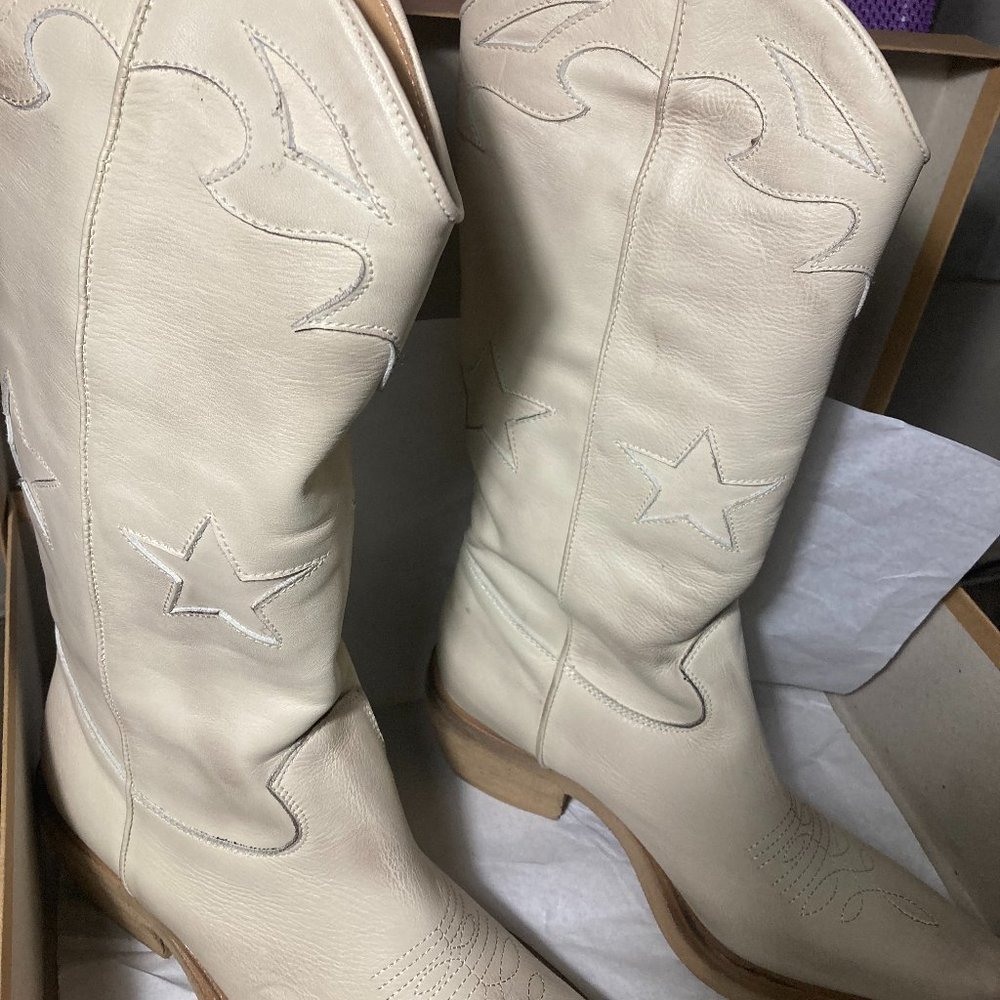 Women's PEYTON Western Inspired Boot - Steve Madden